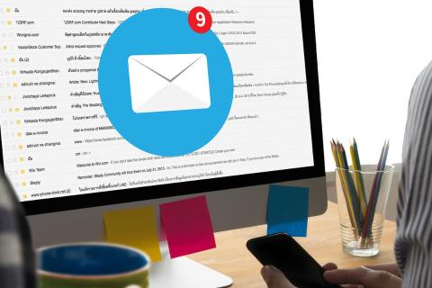 Business email & meeting etiquette