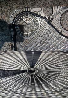 <p>判断图片展示的板片是如何损坏的</p>