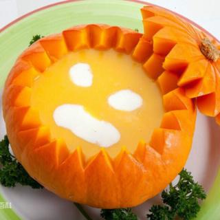 <b>万圣节有哪些特色食物？</b>