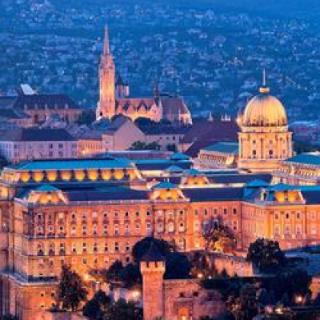 多瑙新城大学本科毕业后可以申请的硕士院校包括？