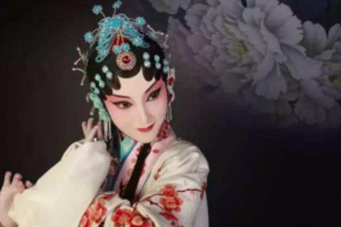 《京剧趣谈》题目相关