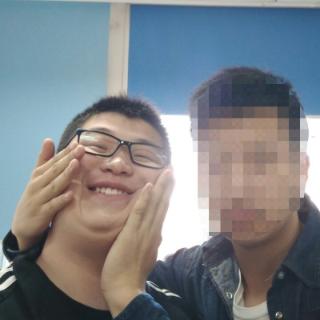 下图中被马赛克的人是？