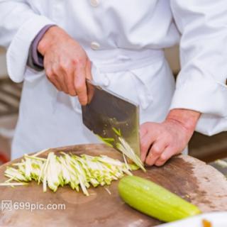 P139,蔬菜先切后洗和先洗后切，（&nbsp; &nbsp; &nbsp; ）对维生素损失少？