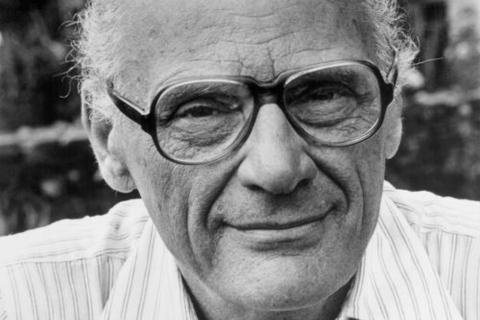 《推销员之死》序言+戏剧常识