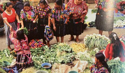 <p>All around the world, shopping is ______.</p>