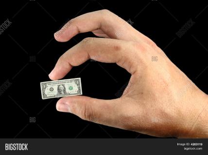 <p>Which one can help us buy the cheapest(最便宜的) things?</p>