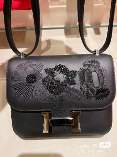 <p>关于图片中Constance描述错误的是？</p>