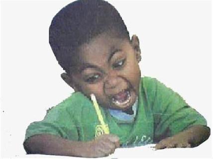 <p>他花了两小时写作业</p>