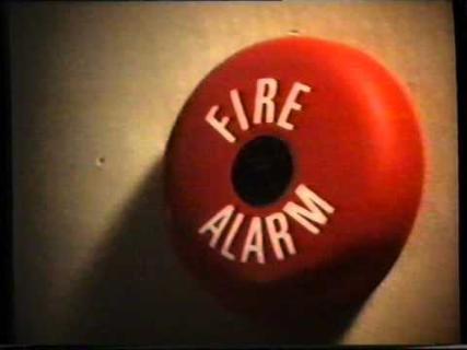 <p>菲臘牙科醫院火警逃生緊急疏散後的會合地點在哪裡?<i>Where is the designated Assembly point after evacuation in case of fire at the PPDH?</i></p>