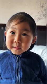 <p>“我有一个帽衫”这一表述，如果与某个热门梗相关联，它最可能是在暗示什么？<span data-tex=""> </span></p>