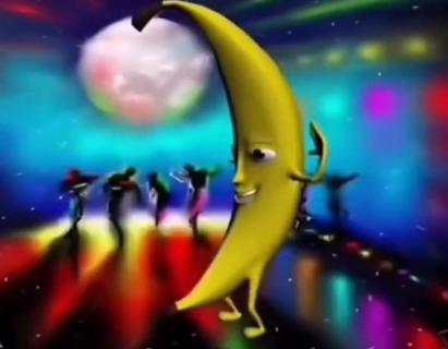 <p>大香蕉的歌词是：大香蕉，一条大香蕉，你的感觉____。飘啊飘摇啊摇，你的感觉神魂颠倒….</p>