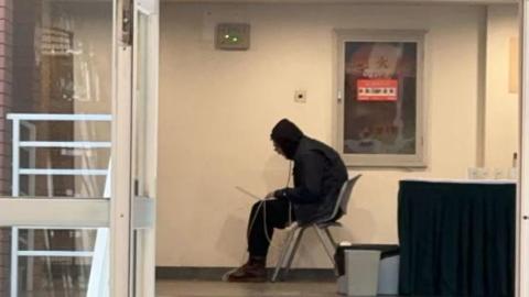 <p>请问吴昊天老师正在做什么？ </p>