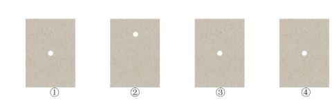 <p>红红同学在玩“看烛光”的小游戏，游戏规则是从四块纸板（如图所示）中选择三块竖立摆放，使眼睛可以通过纸板看到烛光。那么她该如何摆放呢</p>