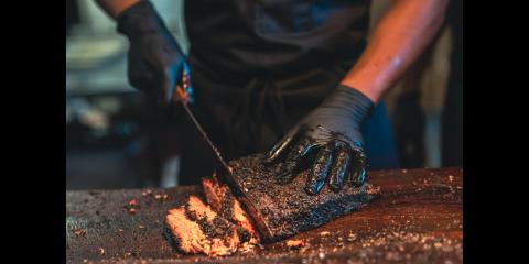 <p>哪块肉被誉为“美式烧烤之王”？<span data-tex=""> </span>Which is known as the “King of American BBQ”?</p>