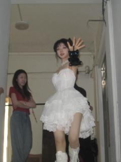 <p>ในภาพสีอะไร？</p>