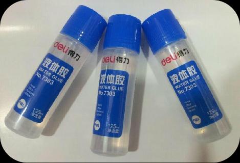 <p>这是一瓶胶水。</p>