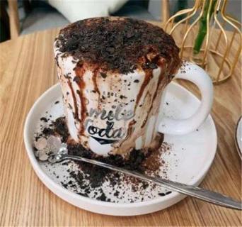 <p>What is "dirty coffee"?</p>
