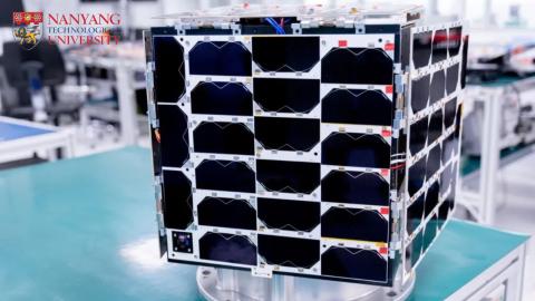 <p>南洋理工大学一共发射了几颗卫星?</p>