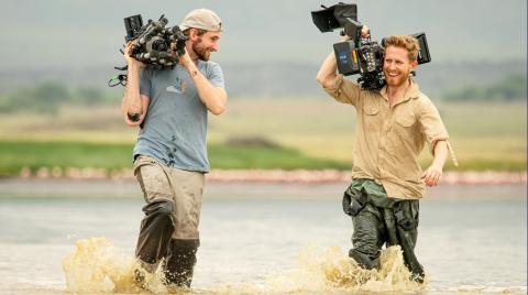 <p>Match the picture with the genre below.</p>