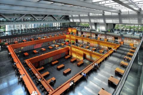 <p>When did the National Library of China start acting as a legal depository for domestic publications?</p>