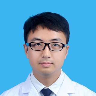 <p>Ce beau médecin connait bien</p>