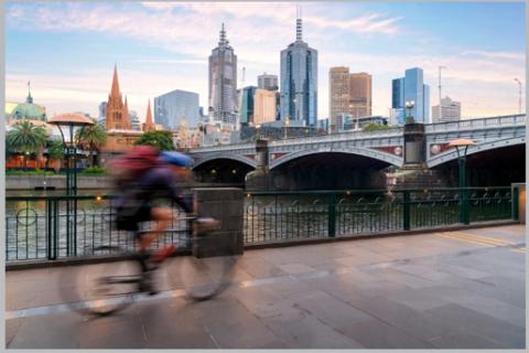 <p><strong>Which festival is held on the first Tuesday of November every year in Melbourne?</strong></p>