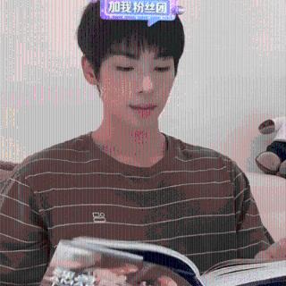 <p>下列关于未成年人参与商事活动的表述中，符合我国现行法律规定的是？ </p>