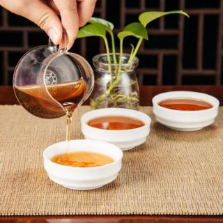 “倒茶”的“倒”的读音是