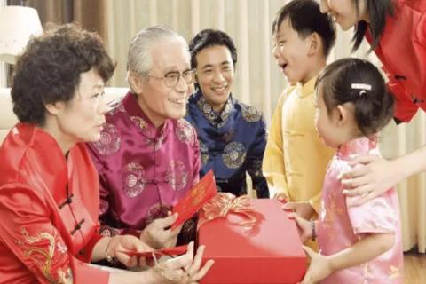 A nice housewarming gift 阅读理解竞答题