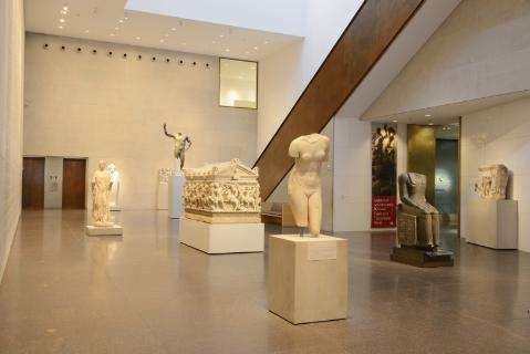 <p>I don’t know much about art, even though my friends say it’s inspiring and creative, ___ I’m not really interested in visiting museums because I find it hard to understand the meaning behind the paintings.</p>