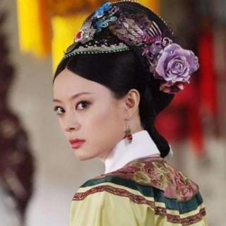 甄嬛大年夜在倚梅园祈福时念了哪首诗?