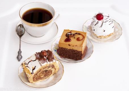 <p>In which dessert will you find with coffee?</p>