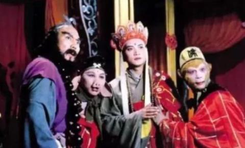 <p>86版的西游记&#xff0c;唐僧由几位演员饰演</p>