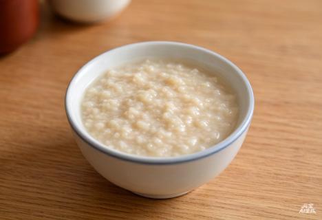 <p>This is _____ porridge. </p>