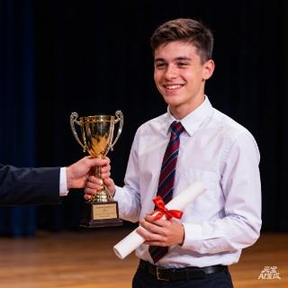 <p>The boy has received an _______ for his excellent ways of studying. </p>