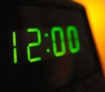 <p>What do you say when you meet your friend at noon</p>