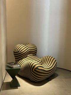 <p>我是哪家的家具？</p>