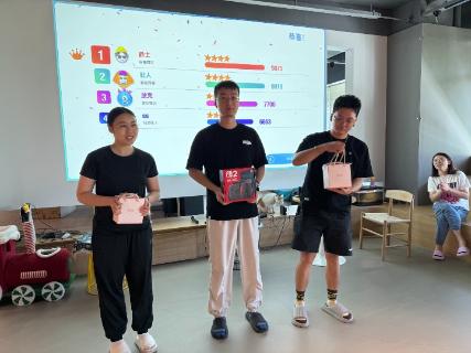 <p>请问是谁在果多巅峰杯第二轮比赛中将”师徒三人（郏若晨+曹雨鹏+张夏秋）“一举斩于马下</p>